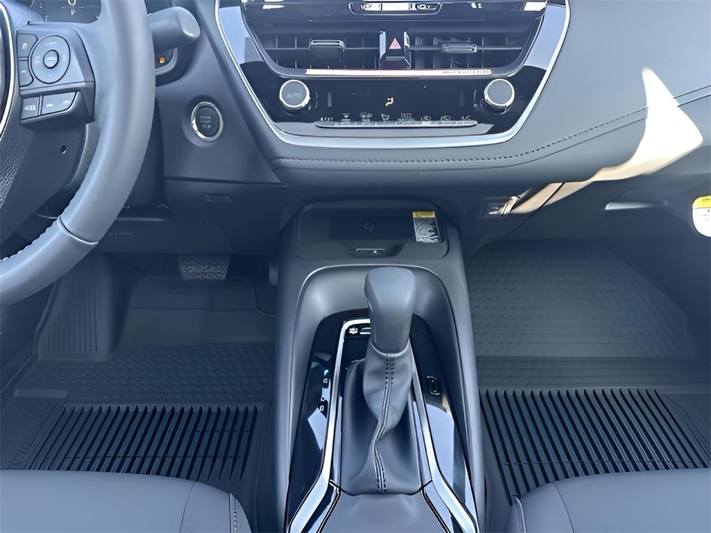 2025 Toyota Corolla SE photo 9