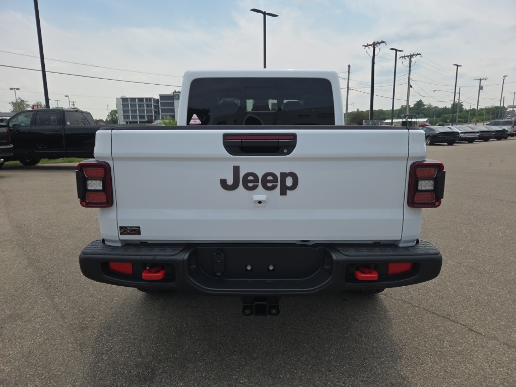 2025 Jeep Gladiator Rubicon photo 6
