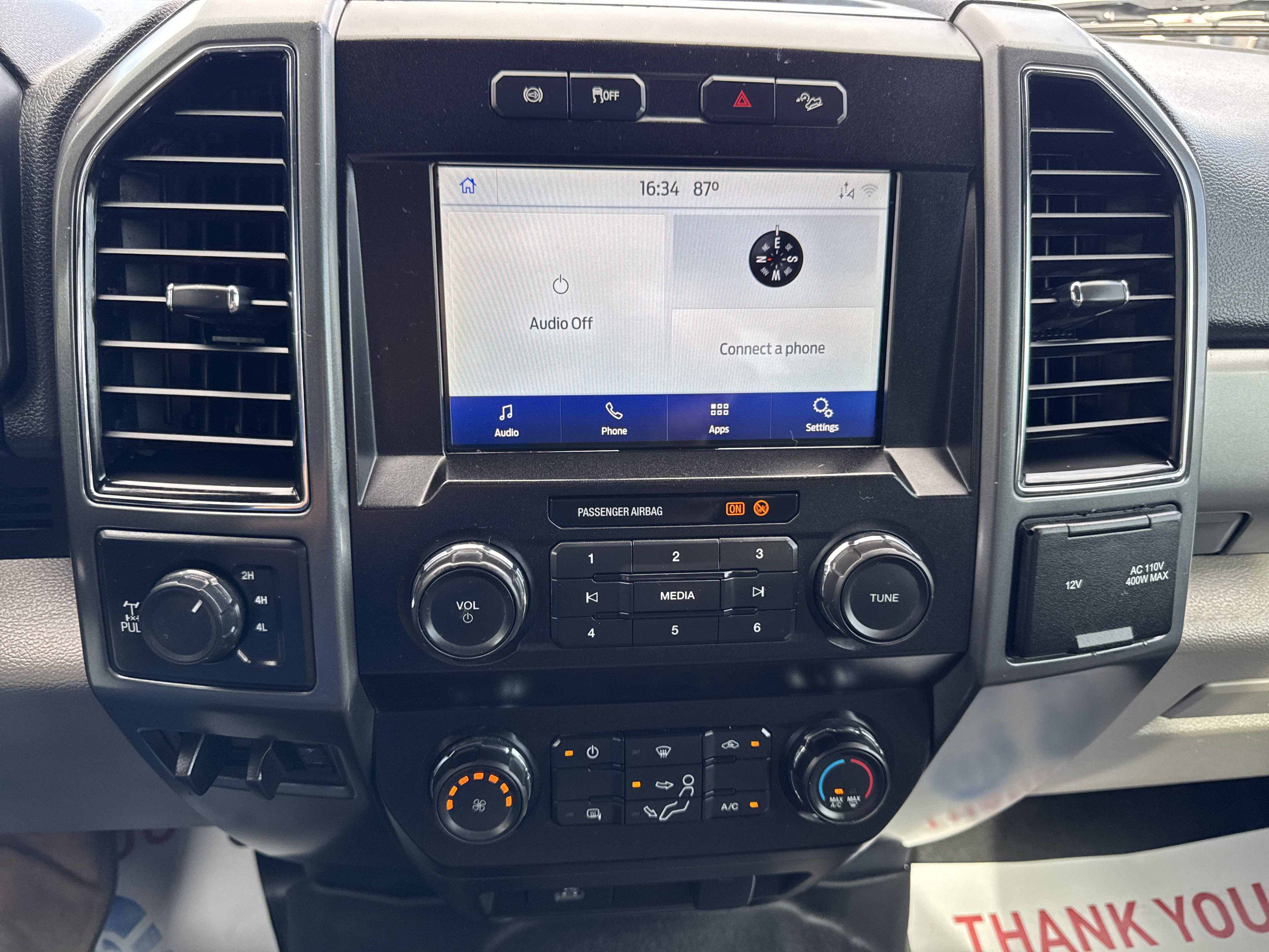 2022 Ford F-250 XLT photo 2