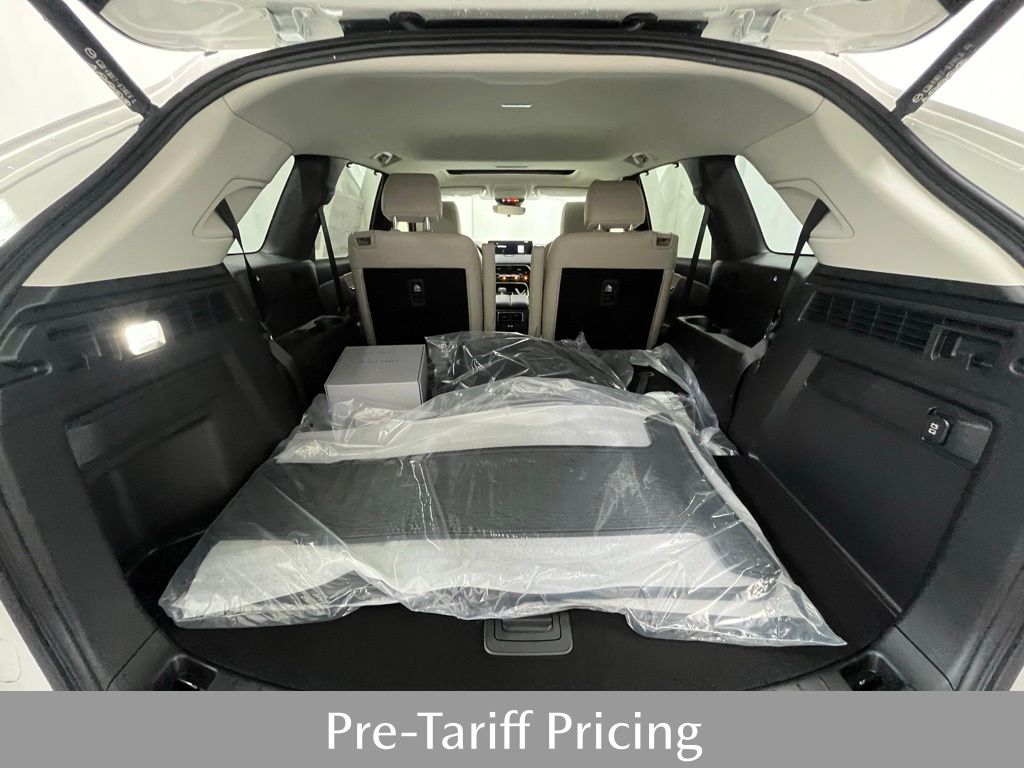 2025 Mazda CX-90 3.3 Turbo Preferred photo 28