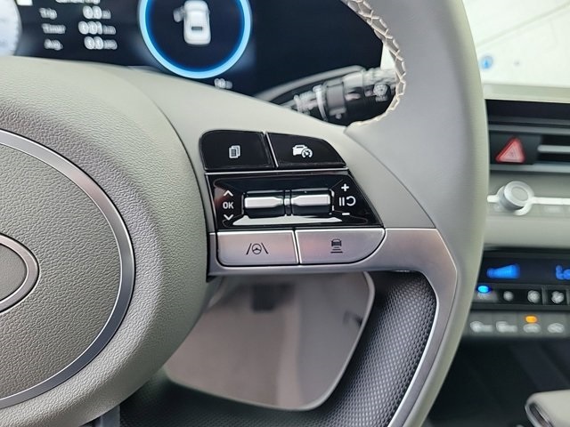 2025 Hyundai Elantra SEL Convenience photo 20
