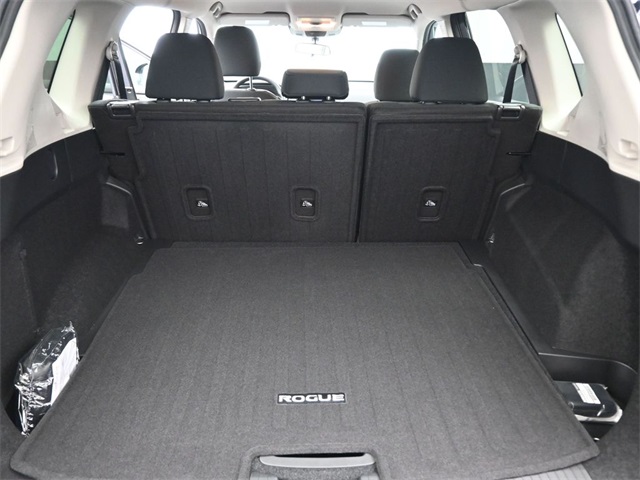 2026 Nissan Rogue S photo 10