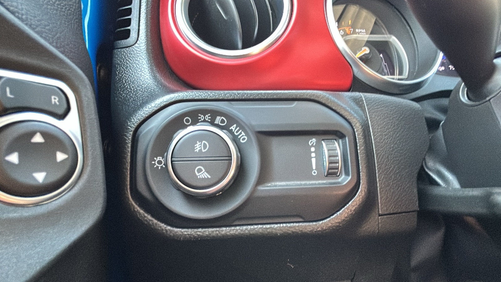 2023 Jeep Gladiator Rubicon photo 21