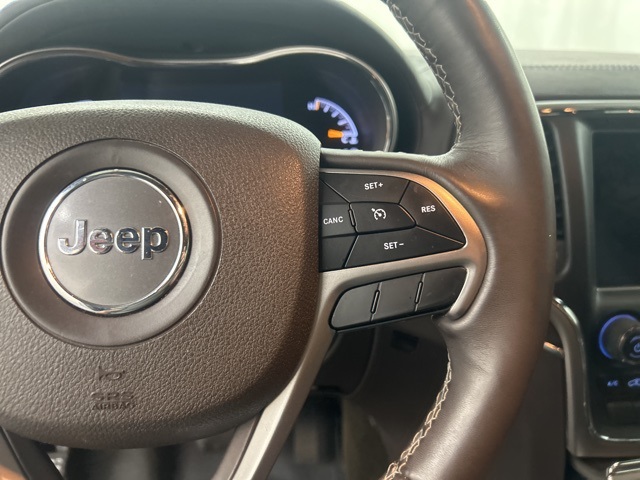 2018 Jeep Grand Cherokee Overland photo 14