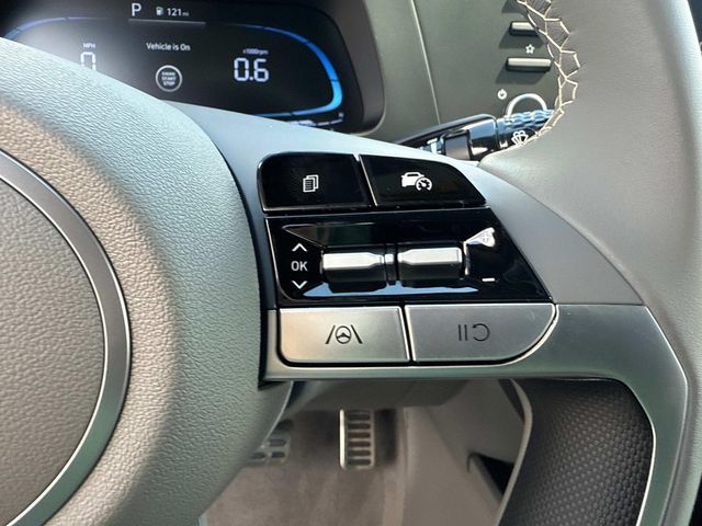 2025 Hyundai Elantra SEL Sport photo 23