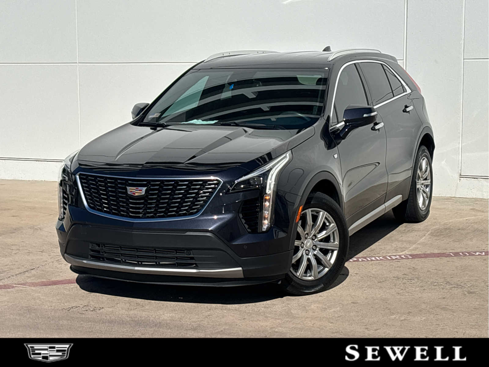 2023 Cadillac XT4 Premium Luxury's photo