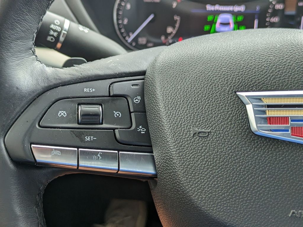2021 Cadillac XT4 Premium Luxury photo 14