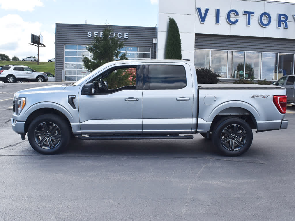 2022 Ford F-150 XLT photo 2