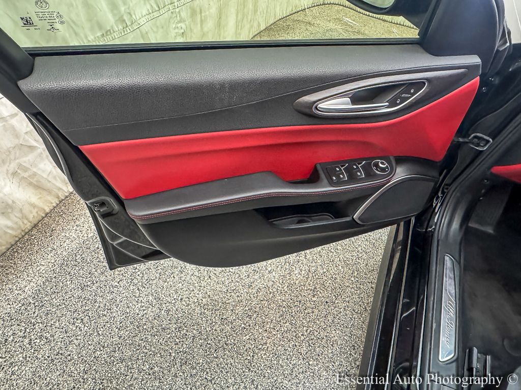 2021 ALFA ROMEO GIULIA (952) - Image 20