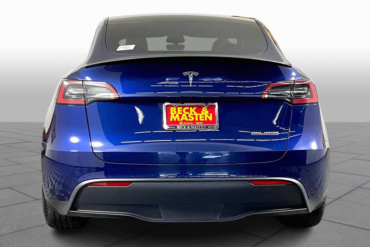 2023 Tesla Model Y Performance photo 4