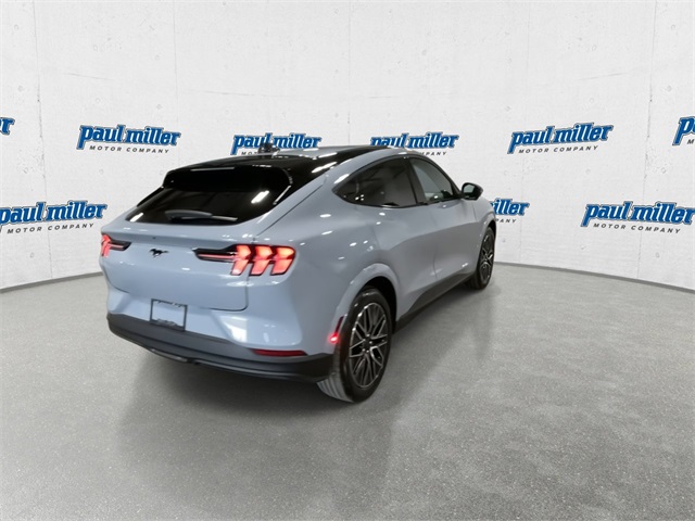 2025 Ford Mustang Mach-E Premium photo 11