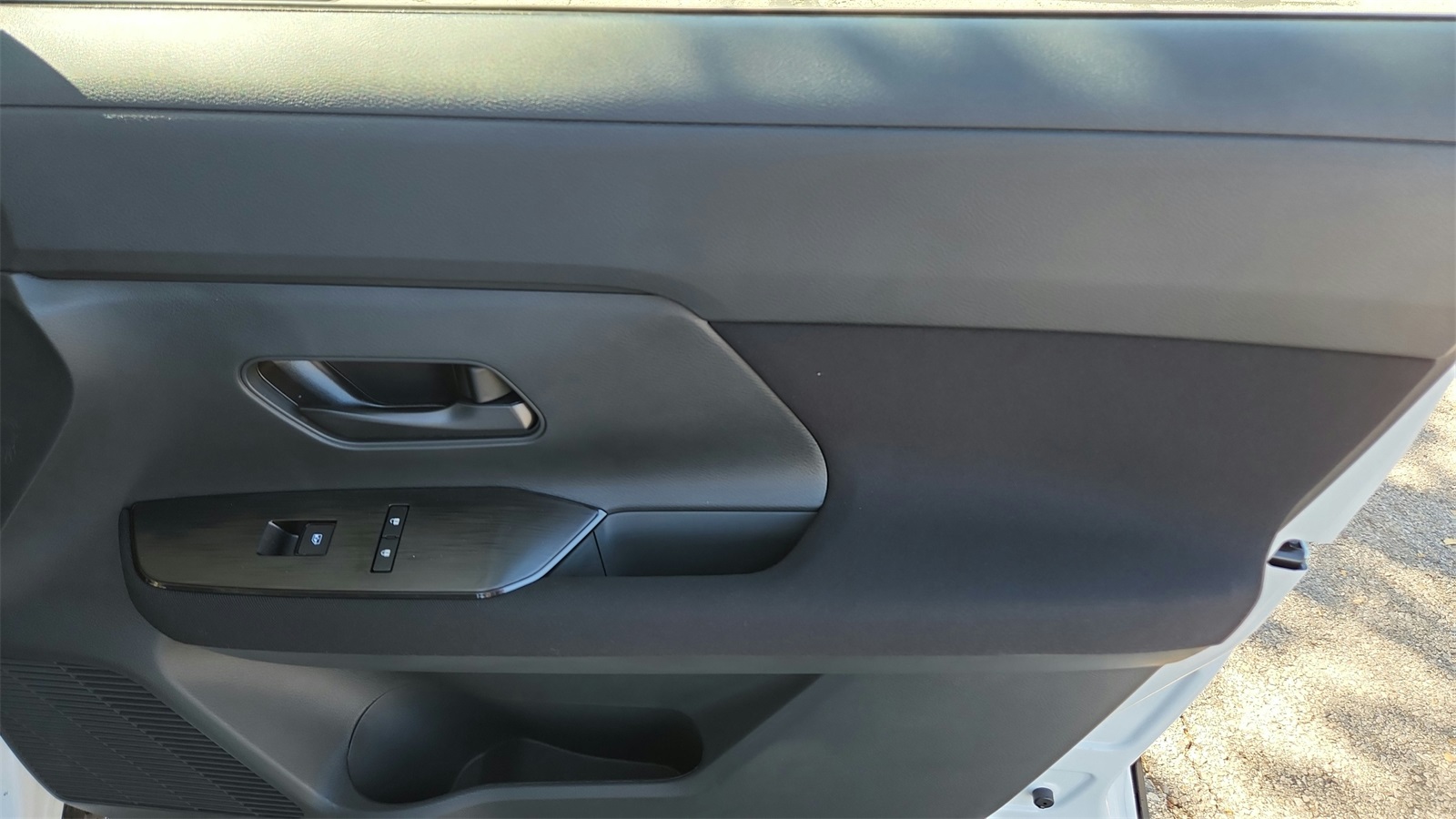 2025 Nissan Kicks Play S photo 20