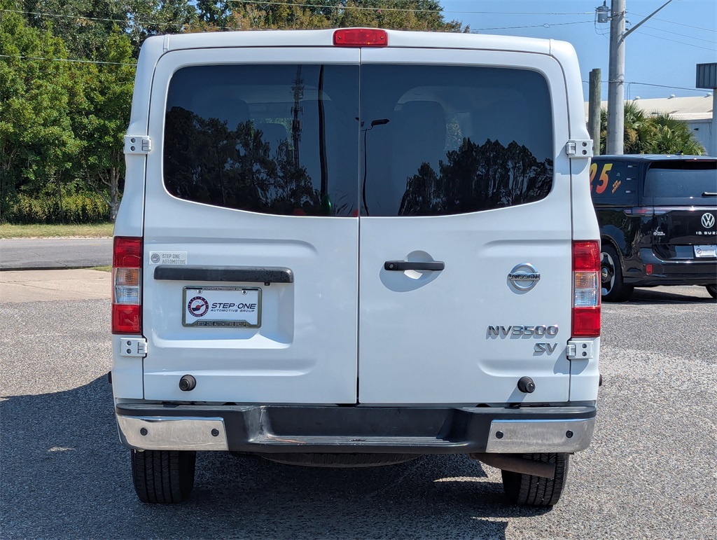 2019 Nissan NV3500 photo 3