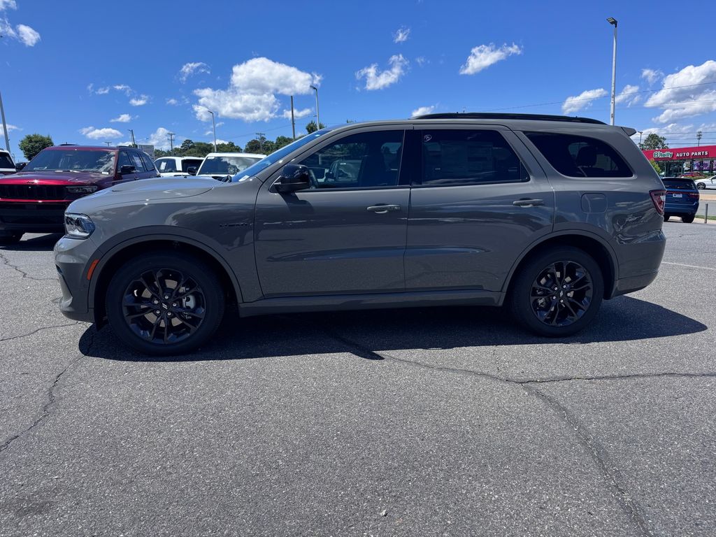 2025 Dodge Durango R/T photo 3