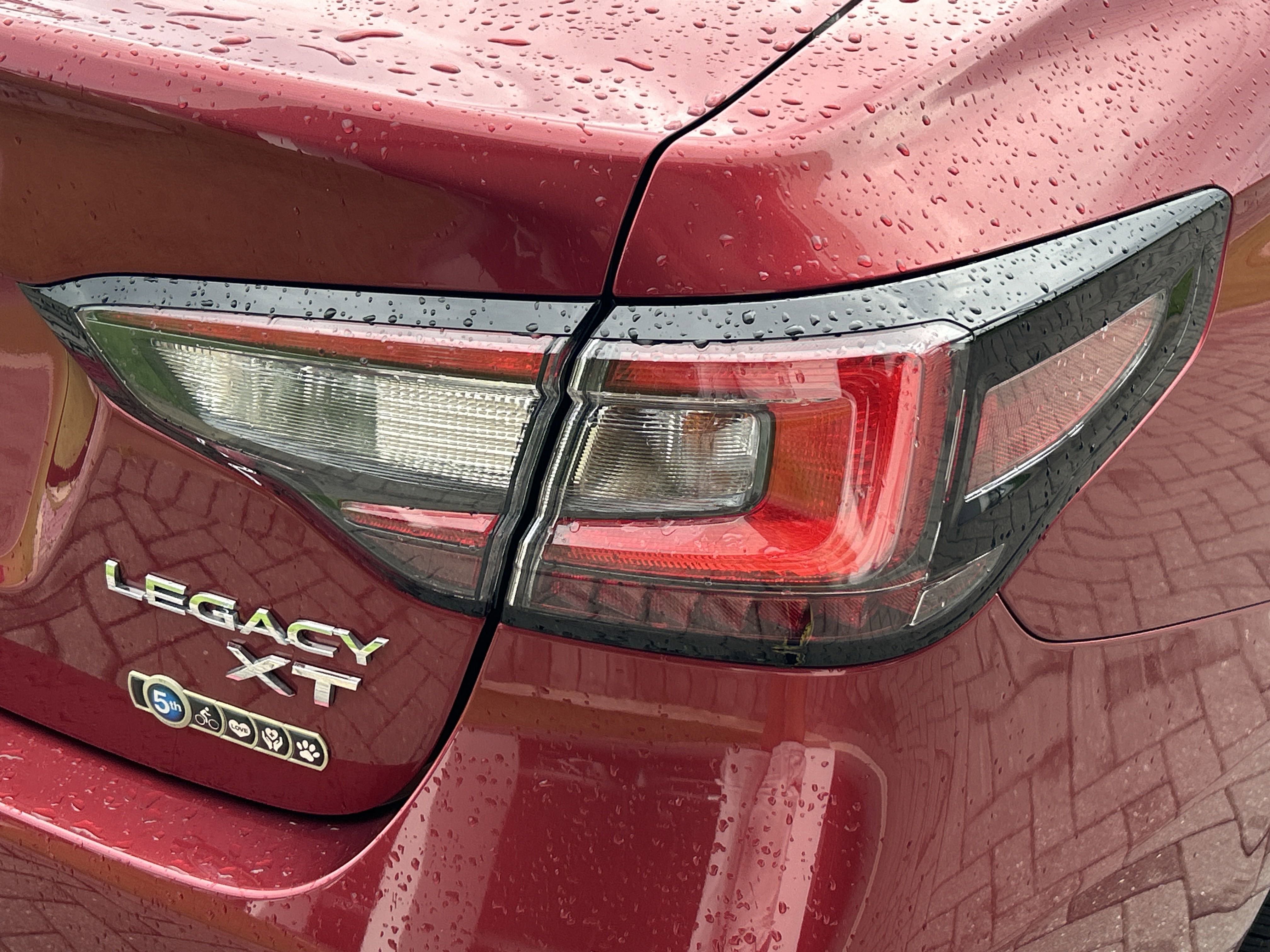 2020 Subaru Legacy Limited XT photo 3