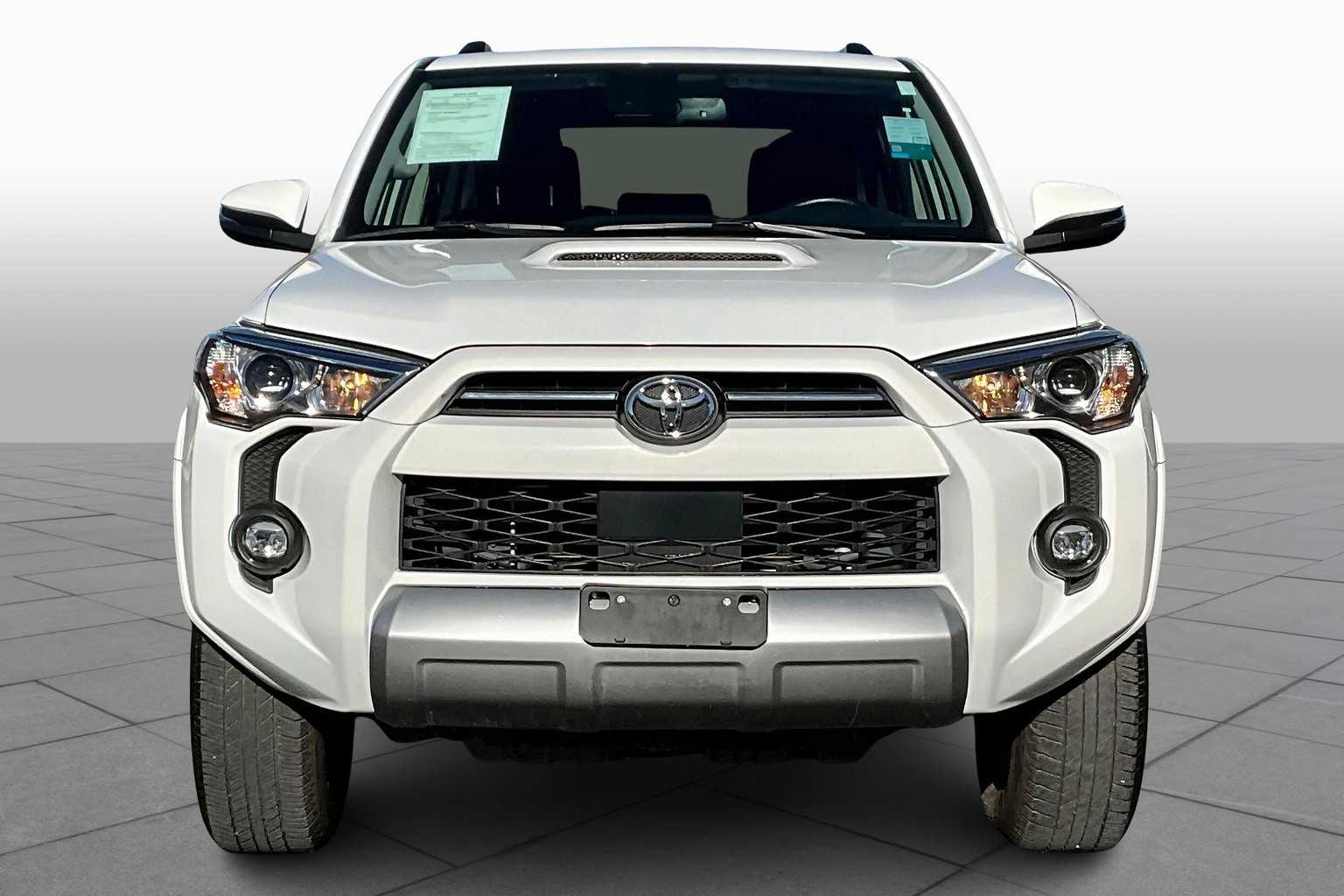 2024 Toyota 4Runner TRD Off-Road Premium photo 3