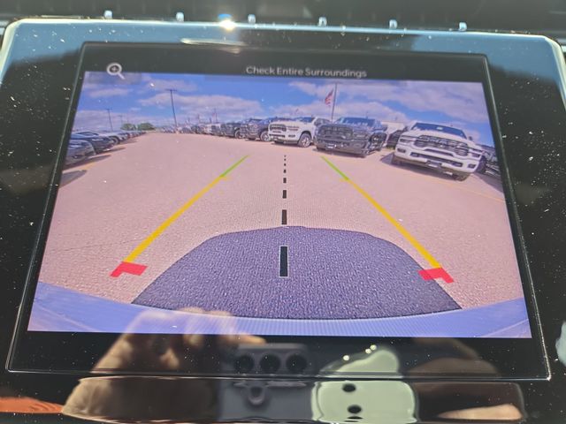 2025 Jeep Grand Cherokee Altitude photo 4