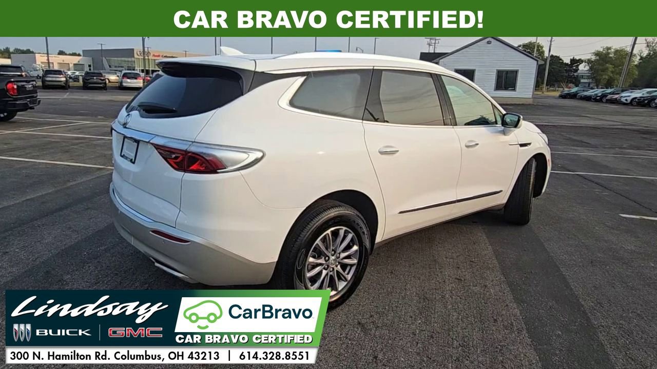 2024 Buick Enclave Essence photo 5