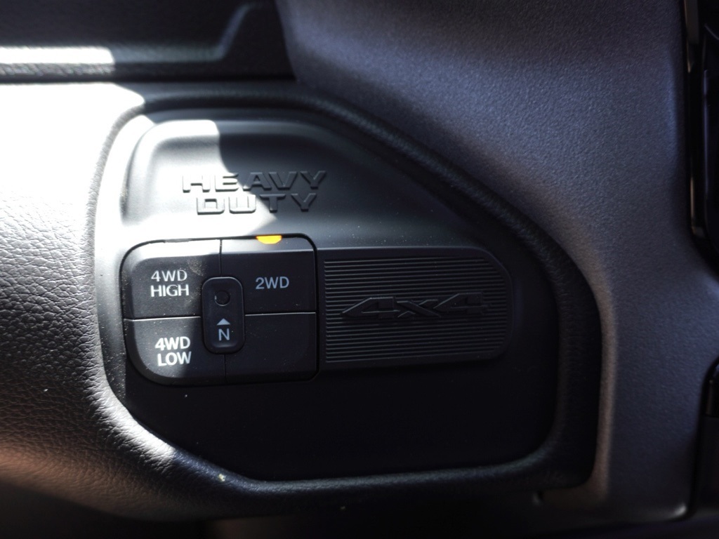 2024 Ram 2500 Tradesman photo 17