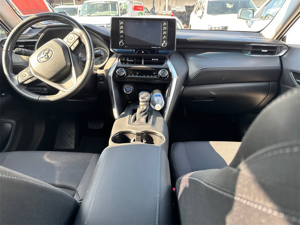 2021 Toyota Venza LE photo 6