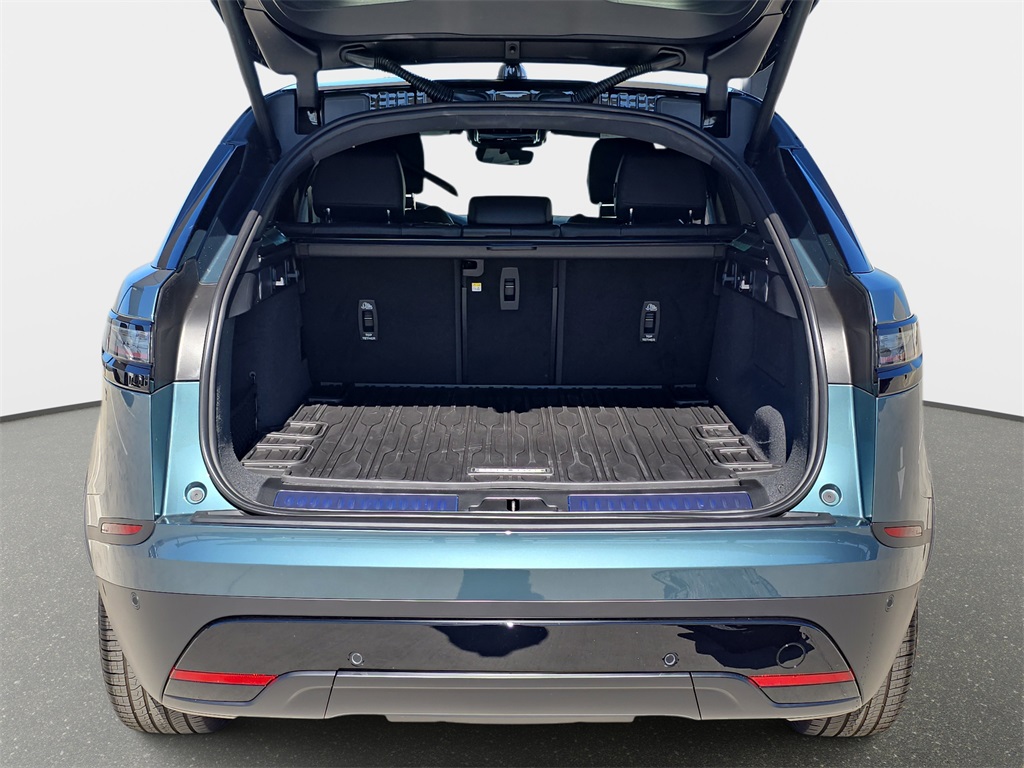 2026 Land Rover Range Rover Velar S photo 11