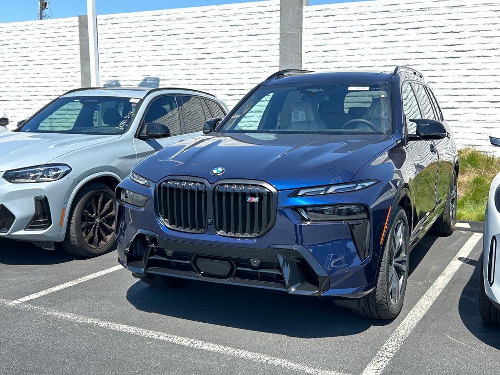 2026 Bmw X7 M60i photo 2