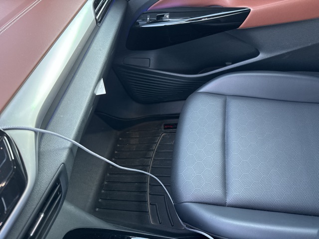 2021 Volkswagen ID.4 Pro S Gradient photo 3