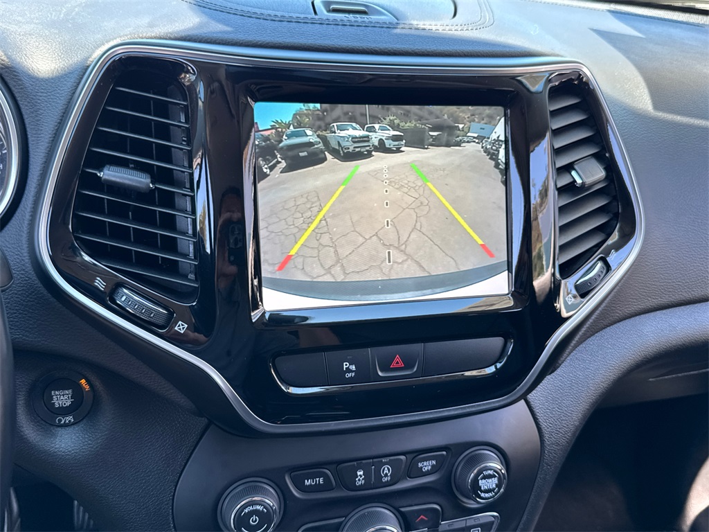 2020 Jeep Cherokee Limited photo 27
