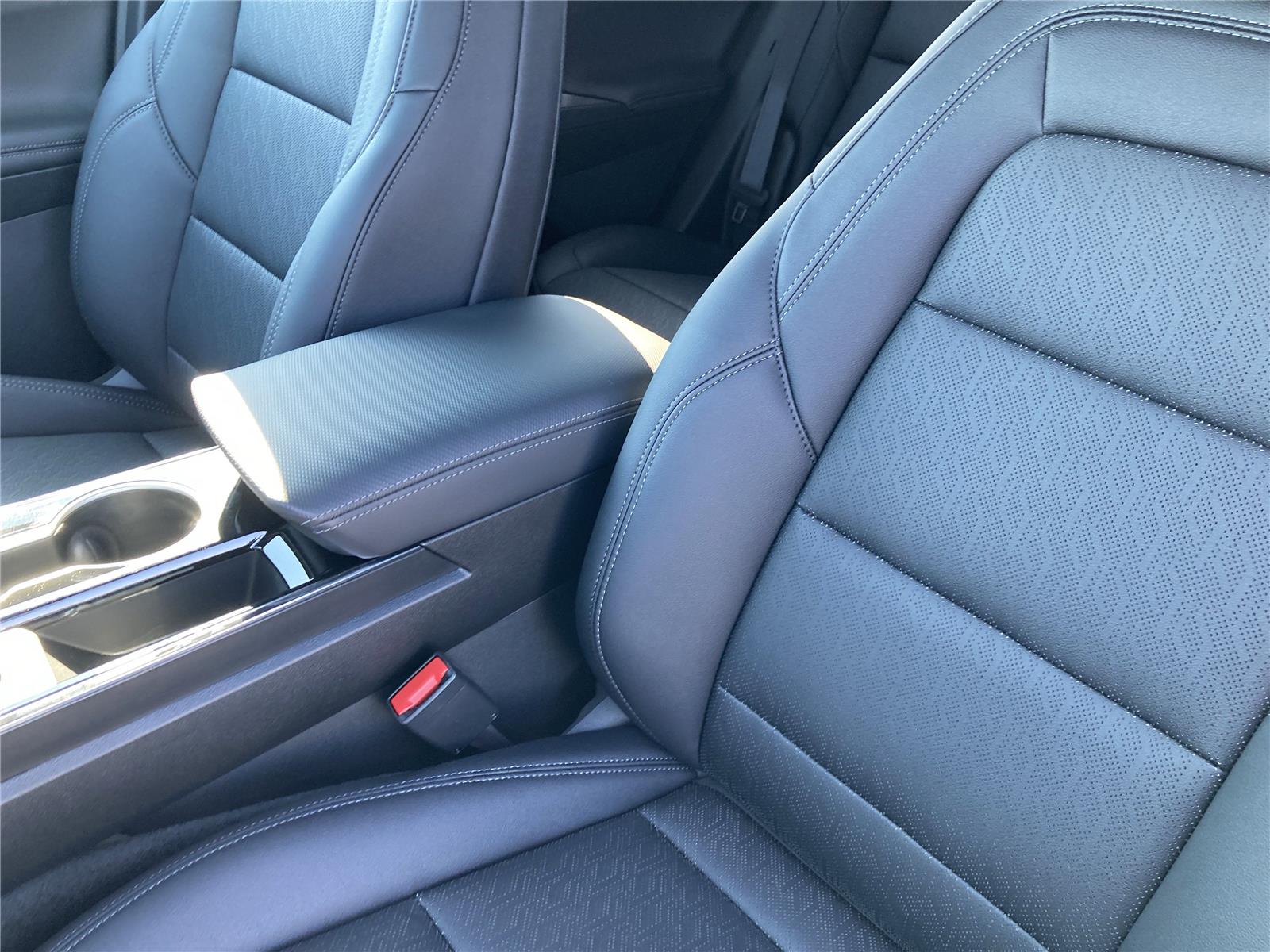 2026 Chevrolet Equinox LT photo 24