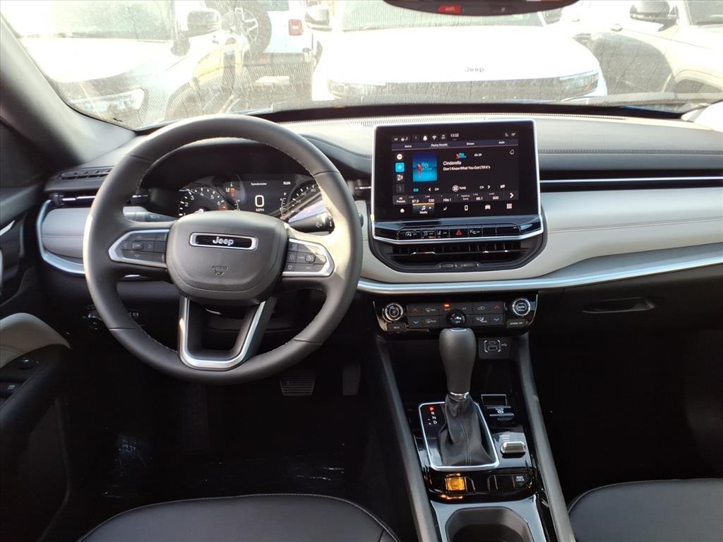 2026 Jeep Compass Limited photo 13