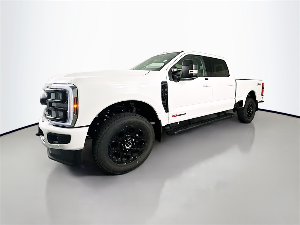2025 Ford F-350 photo 3