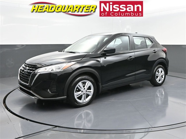 2025 Nissan KICKS PLAY Base's photo