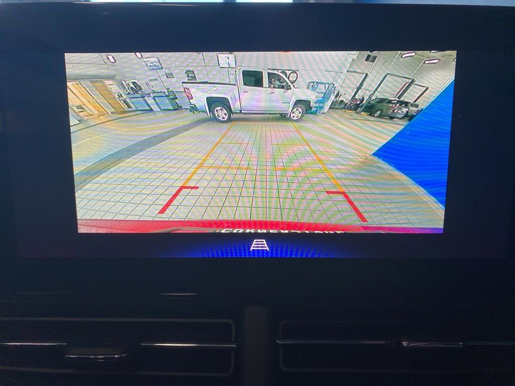 2026 Chevrolet Trax LT photo 3