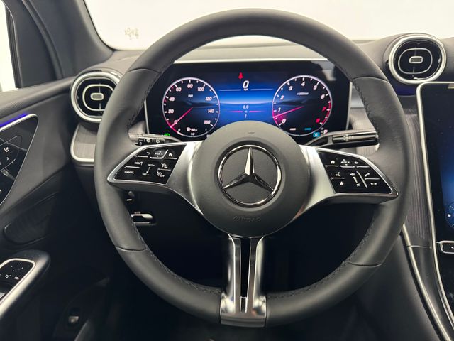 2025 Mercedes Benz GLC 300 photo 25