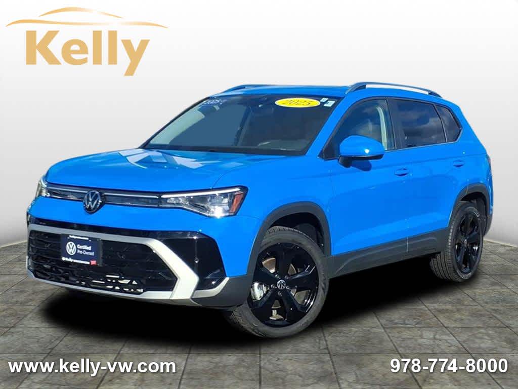 2025 Volkswagen Taos SEL's photo