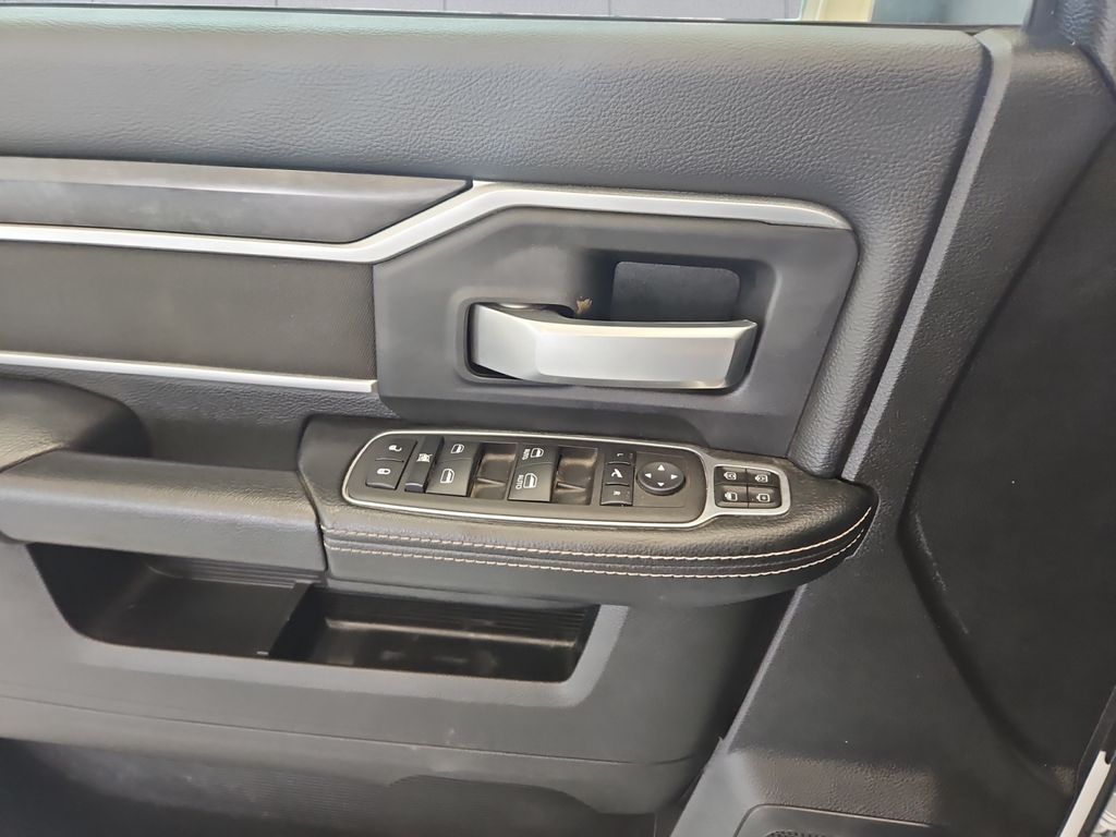 2024 Ram 2500 Big Horn photo 9