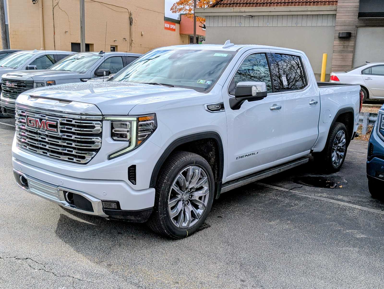 2026 GMC Sierra 1500 Denali's photo