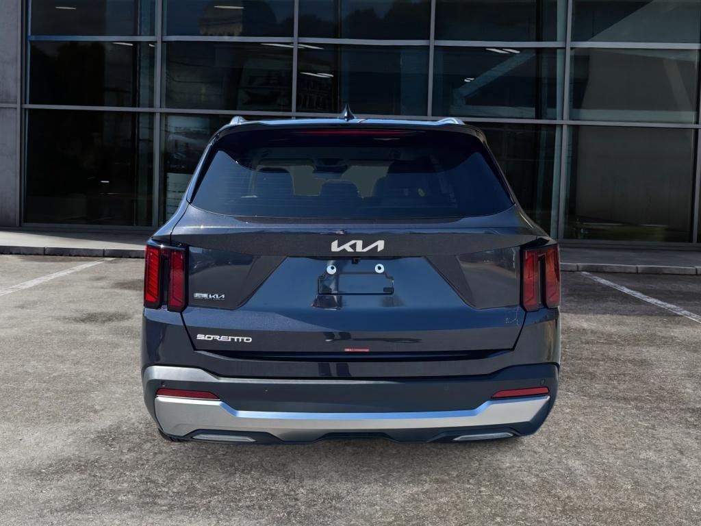 2025 Kia Sorento S photo 3