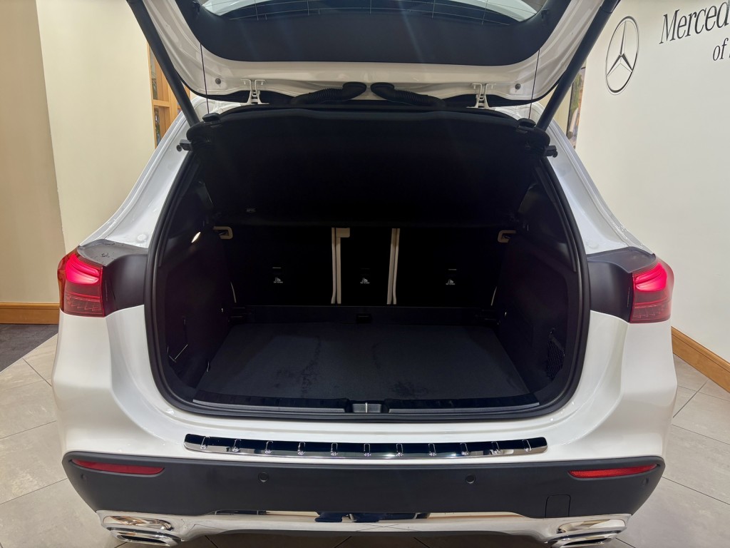 2026 Mercedes Benz GLA 250 photo 23