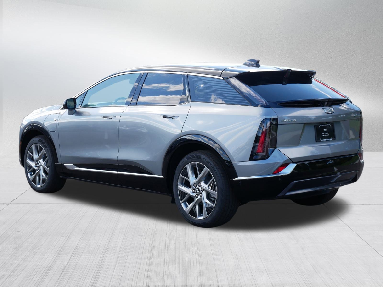 2025 Cadillac Optiq Luxury photo 4