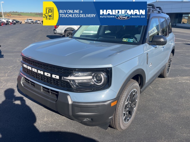 2025 Ford Bronco Sport Outer Banks's photo