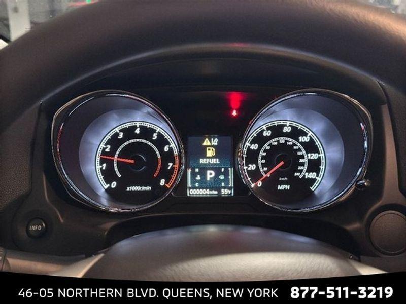 2025 Mitsubishi Outlander Sport ES photo 17