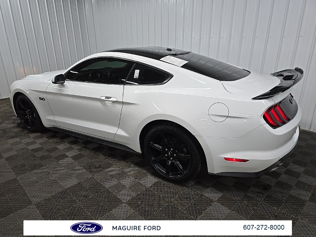 2019 Ford Mustang GT Premium photo 4