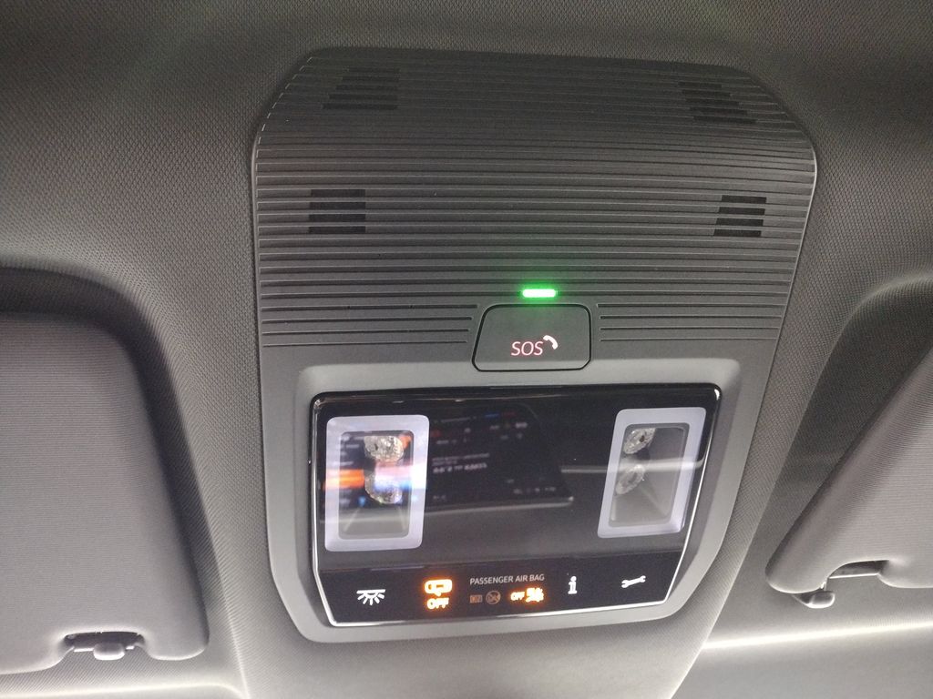 2025 Volkswagen ID. Buzz Pro S photo 16