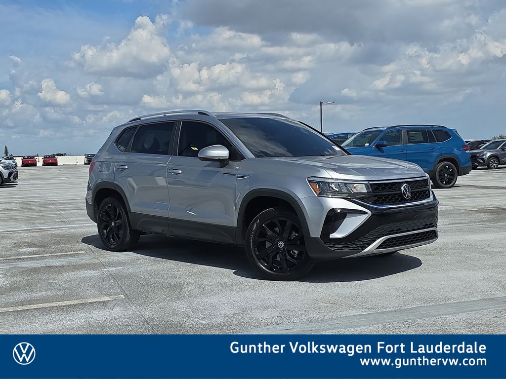 2024 Volkswagen Taos SE