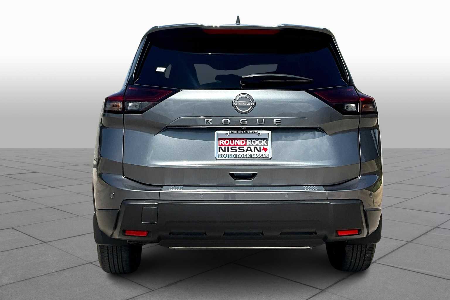 2025 Nissan Rogue SV photo 4