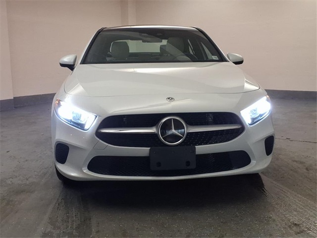 2019 Mercedes Benz A 220 4MATIC photo 2