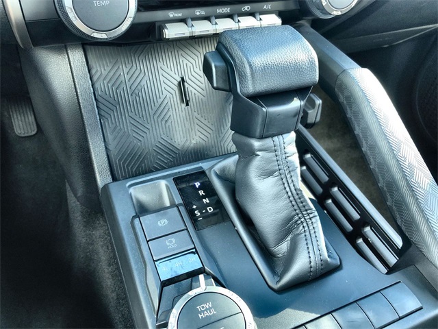 2025 Toyota 4Runner SR5 photo 10