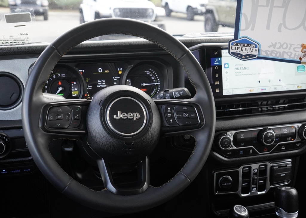 Used 2024 White Jeep Sport S 4xe image 28