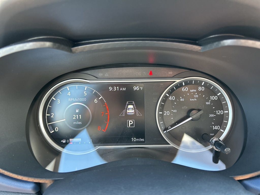 2025 Nissan Versa SV photo 16